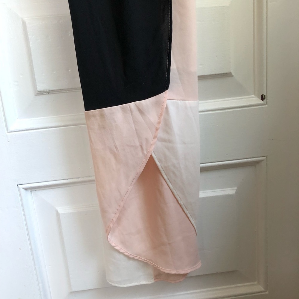 Dress - Picture 4 of 5